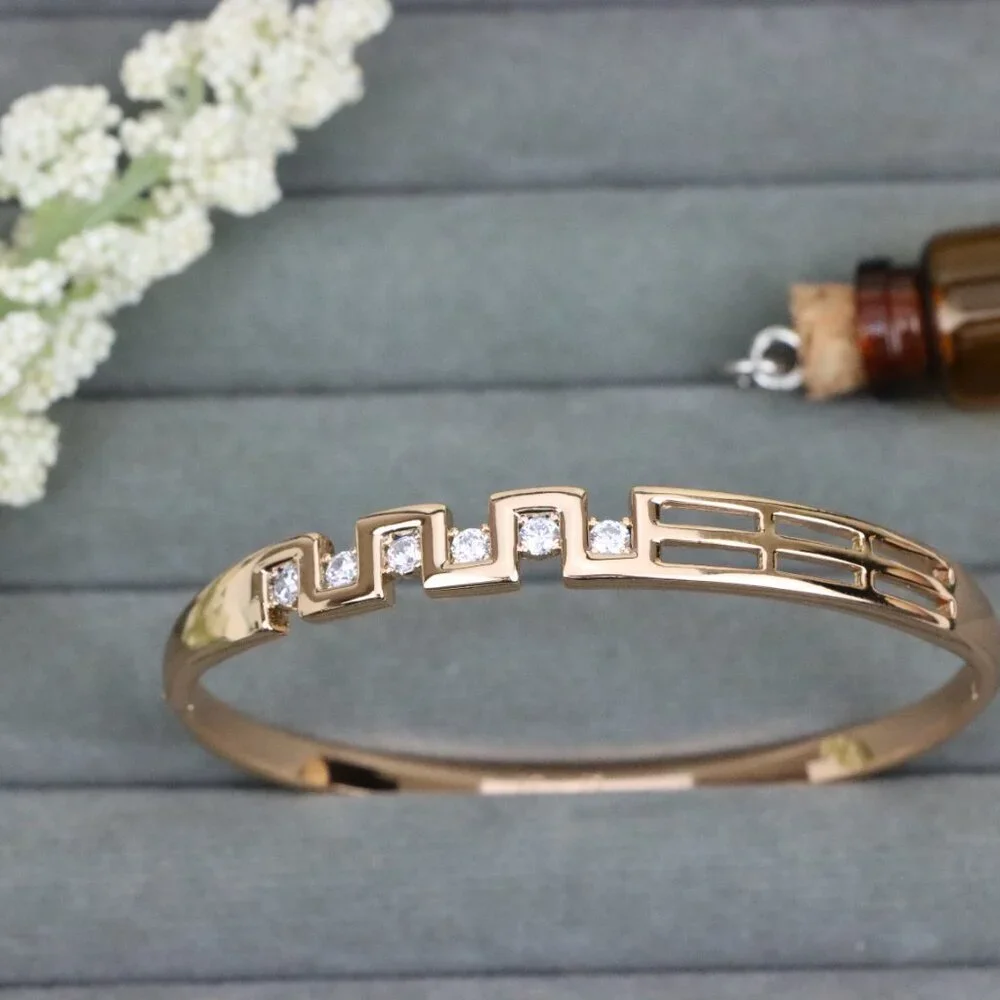 Rose Gold Geometric CZ Bangle Contemporary Style, XPBL0532